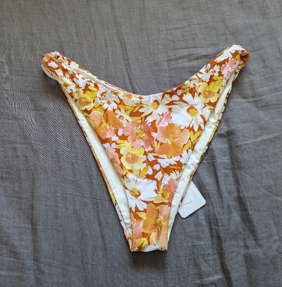 L*Space Camellia Cabana Bikini Set - Picture 5 of 6